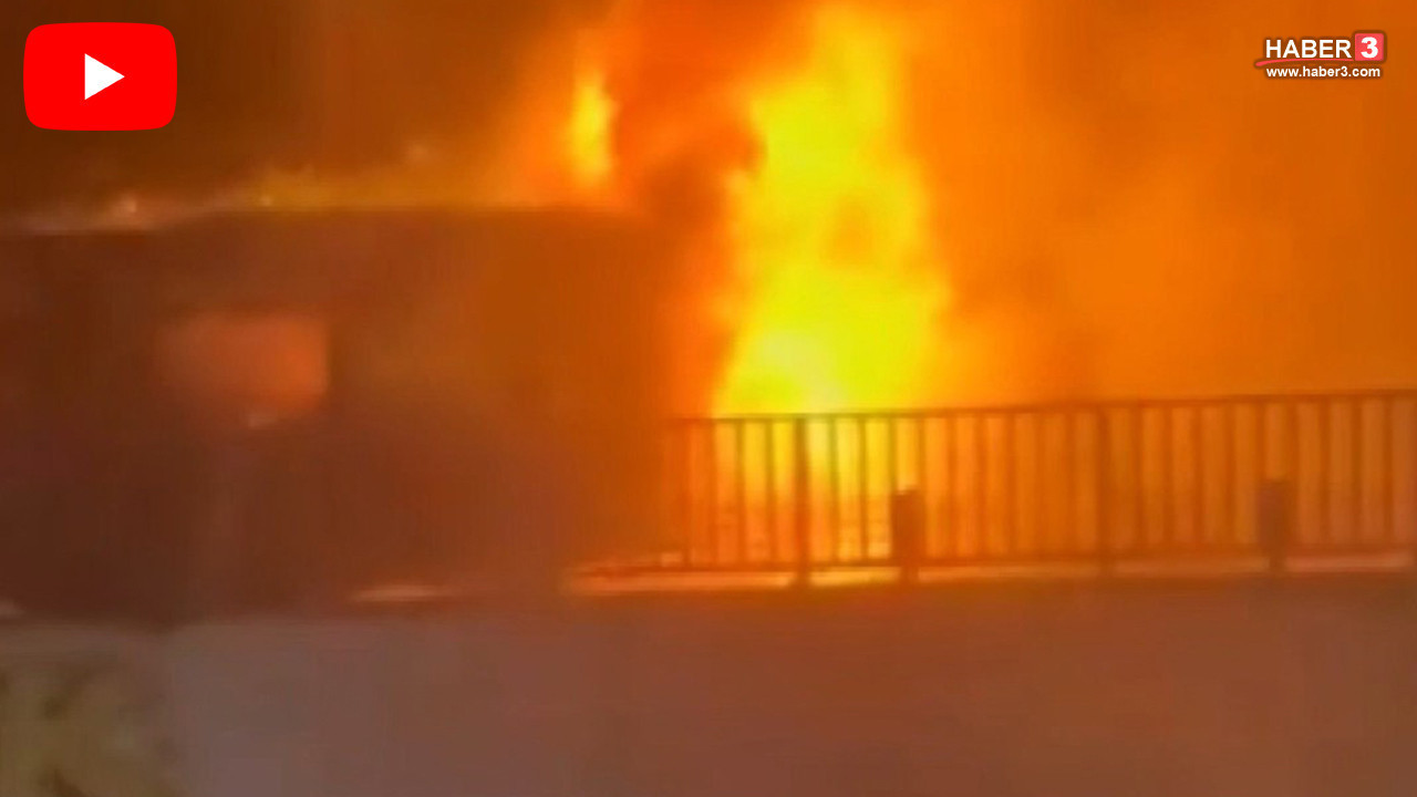 Metrobüs 15 Temmuz Şehitler Köprüsü üzerinde alev topuna döndü; onlarca yolcu tahliye edildi