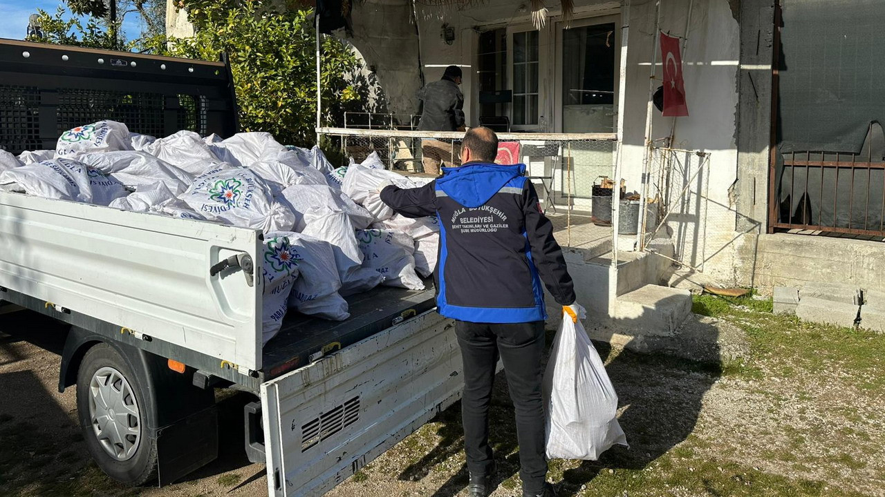 Muğla’da soğuk günlerde sıcak destek: 2 bin 500 ailenin ısınma ihtiyacı karşılandı
