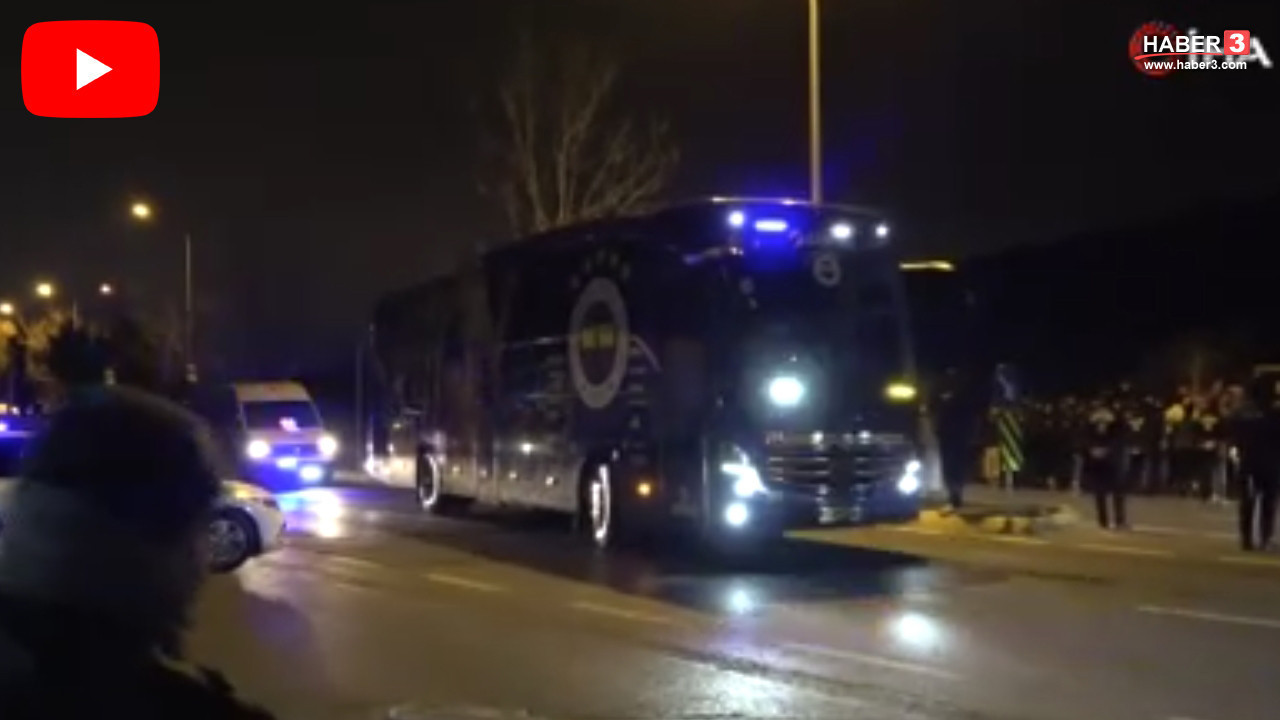 Fenerbahçe taraftarı tesisleri bastı, ''Yönetim İstifa'' sloganları atıldı