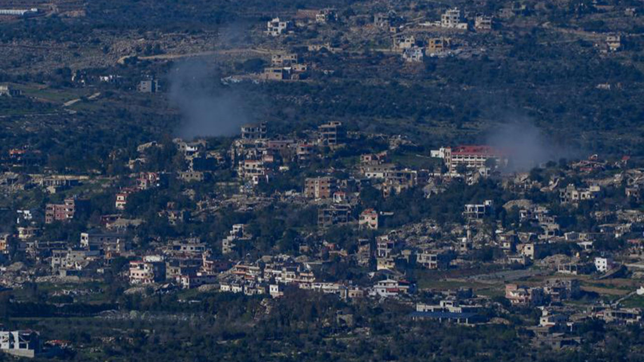 İsrail, Lübnan'da ölüm saçmaya devam ediyor: Can kaybı 800'ü aştı