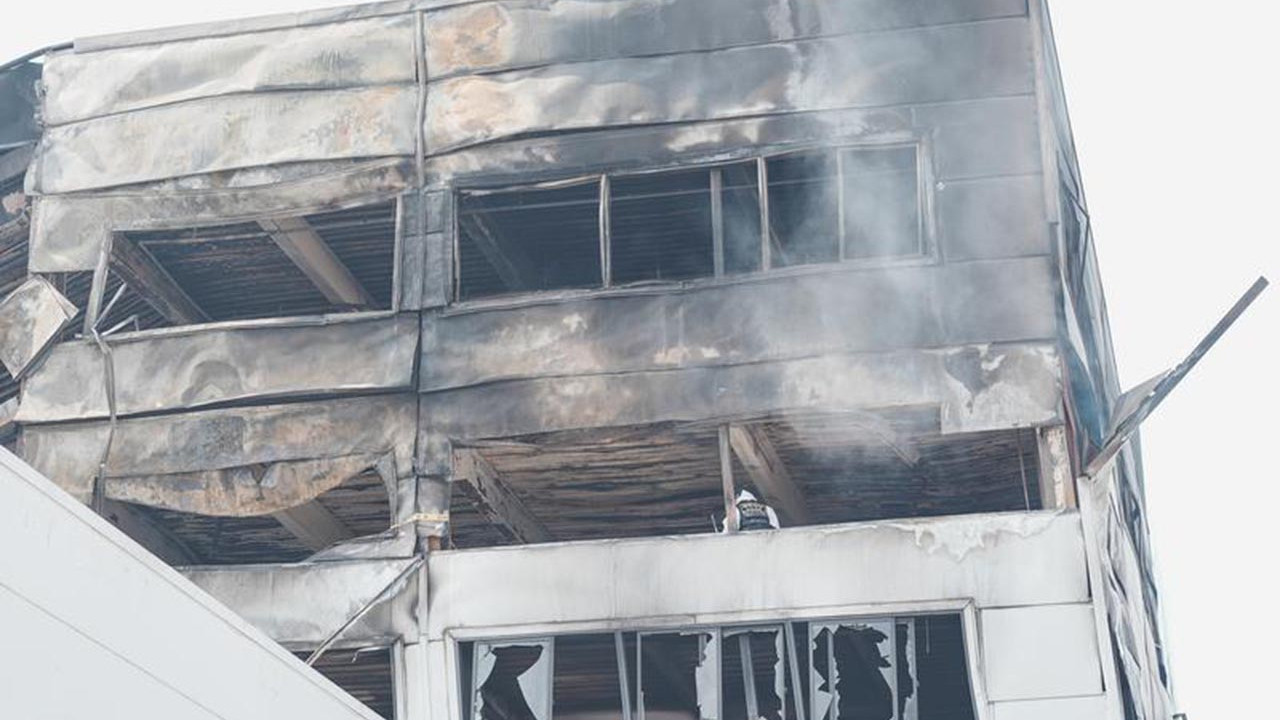 Otomobil fabrikasında yangın faciası: 11 ölü, 59 yaralı