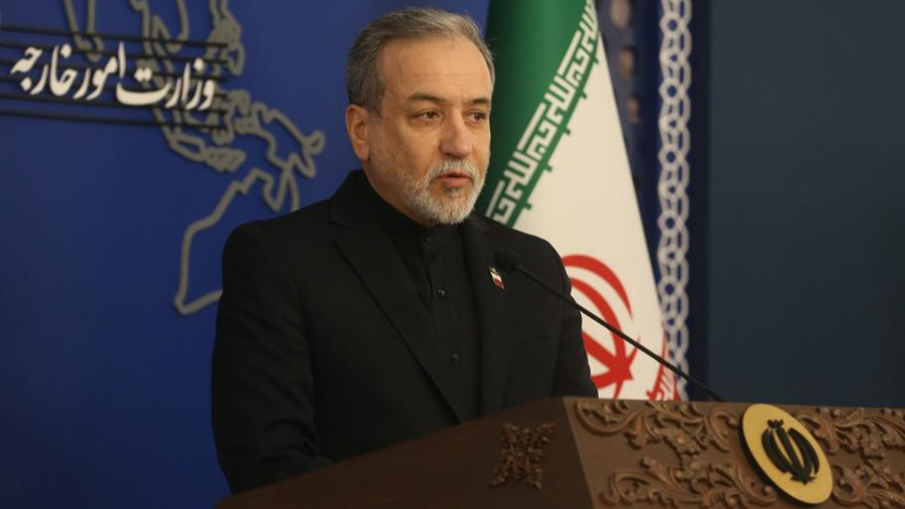 İran'dan Hürmüz açıklaması: ''Boğazı kapatmadık''