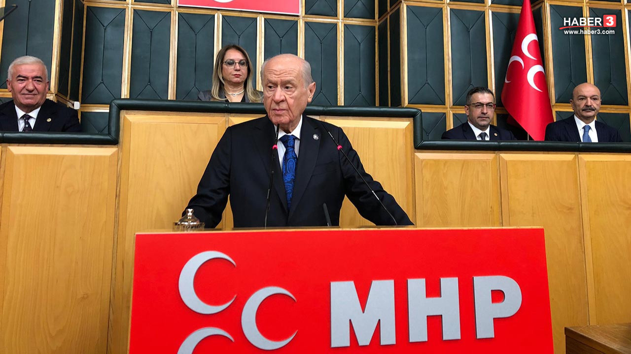 Öcalan'a statü isteyen, bayram sonrasını işaret eden Bahçeli'den kafa karıştıran açıklama
