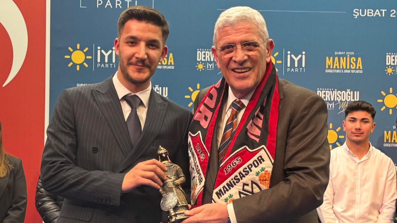 İYİ Parti'de istifa depremi