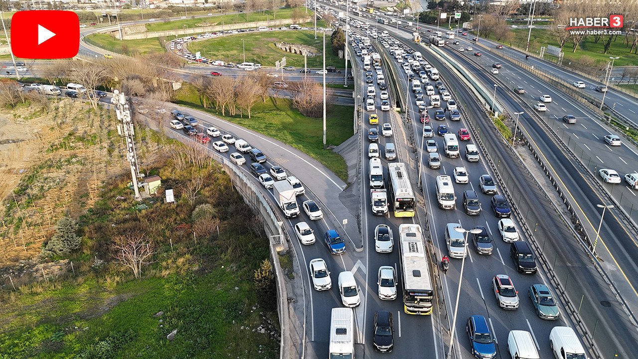 İstanbul trafiğinin kilit noktası sürücüleri canından bezdirdi! Yıllardır her gün aynı işkence!