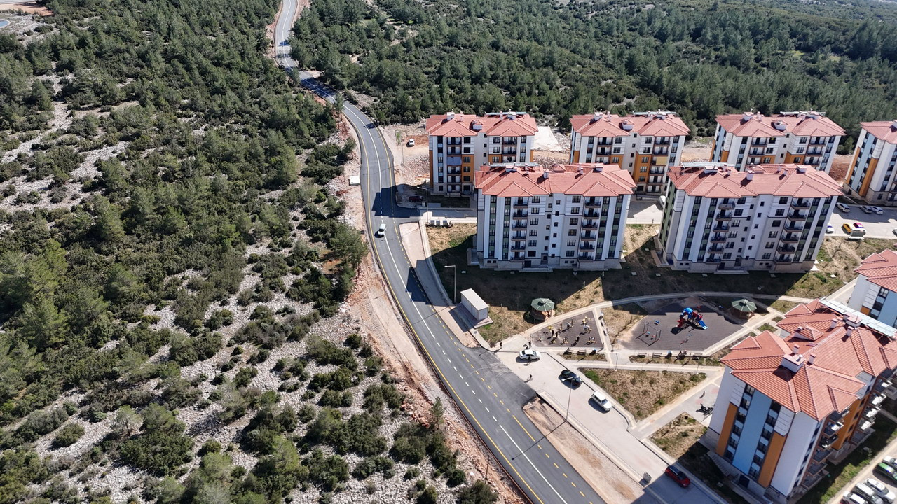 Muğla Büyükşehir 2 Yılda Muğla-Bursa Mesafesi Kadar Yol Yaptı