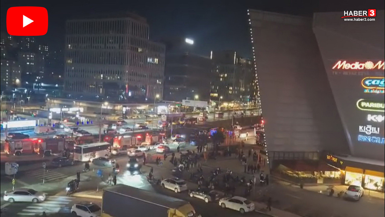 İstanbul'un dev AVM'sinde yangın paniği! Müşteriler tahliye edildi, panik anı kamerada!