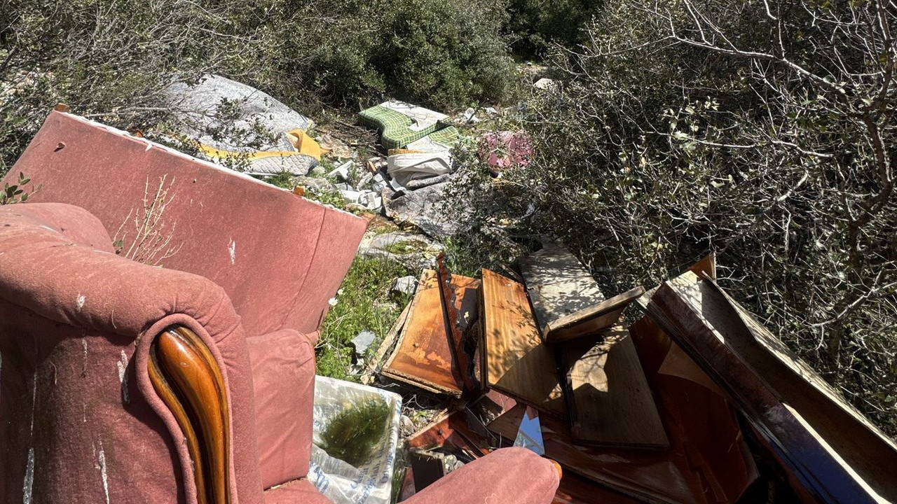 Muğla'da Kaçak Döküm Yapanlar Fotokapandan Kaçamad…