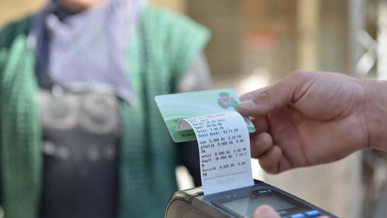 Muratpaşa'da Çevreci Komşu Kart 10 yaşında