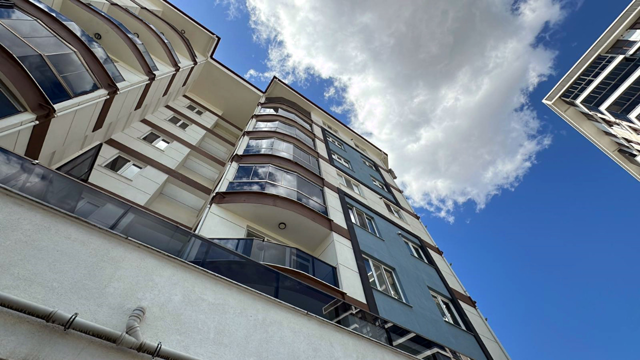 Edirne'de yürek yakan olay: 5. kattan düşen özel gereksinimli çocuk hayatını kaybetti