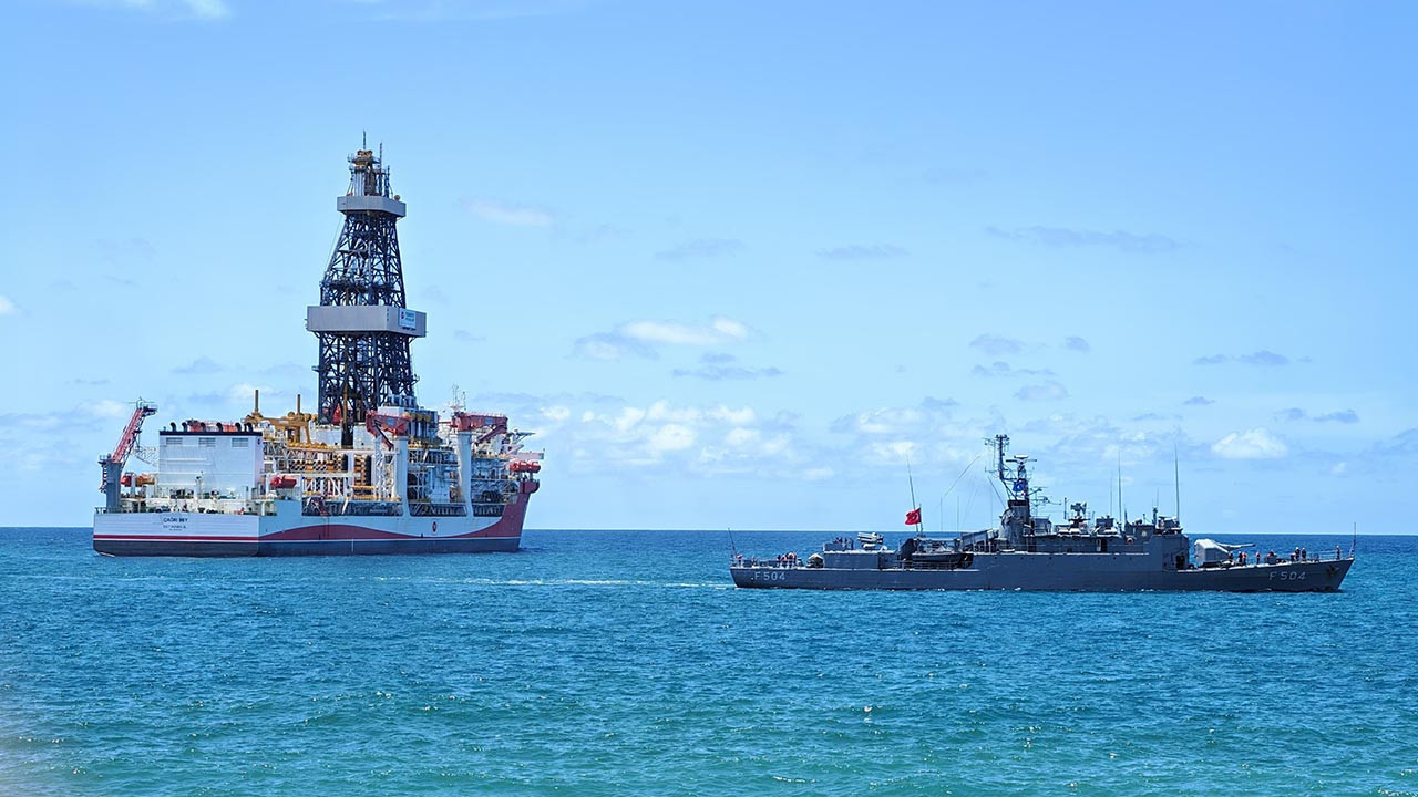 Türkiye'den tarihi hamle: Çağrı Bey Sondaj Gemisi Somali'ye ulaştı