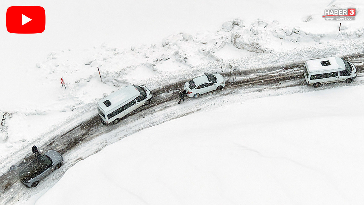 Kutuplar değil, Türkiye! Onlarca kişi kar altında araçlarının içinde mahsur kaldı