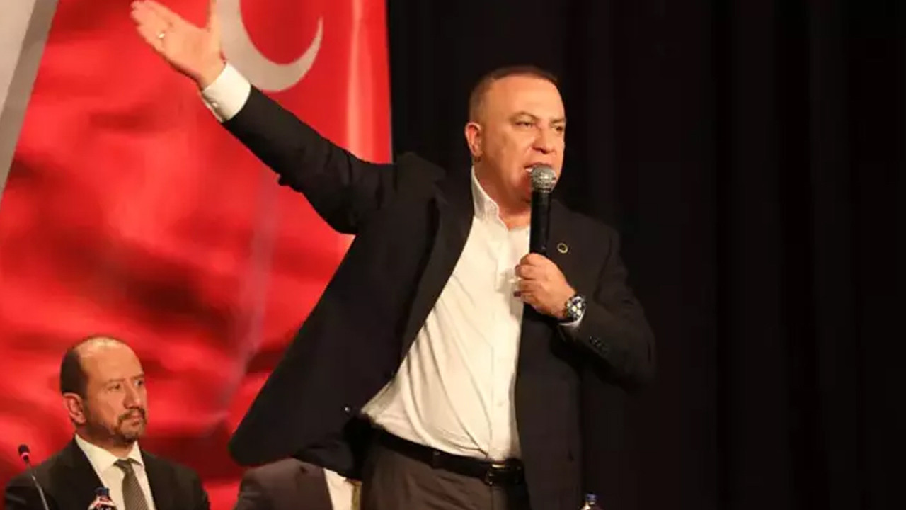 MHP'den istifa eden İzzet Ulvi Yönter'in ''imalı'' paylaşımı olay oldu