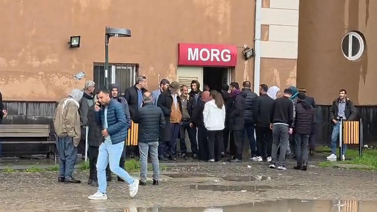 Okul bahçesinde yıldırım faciası: 3 çocuktan 2'si hayatını kaybetti