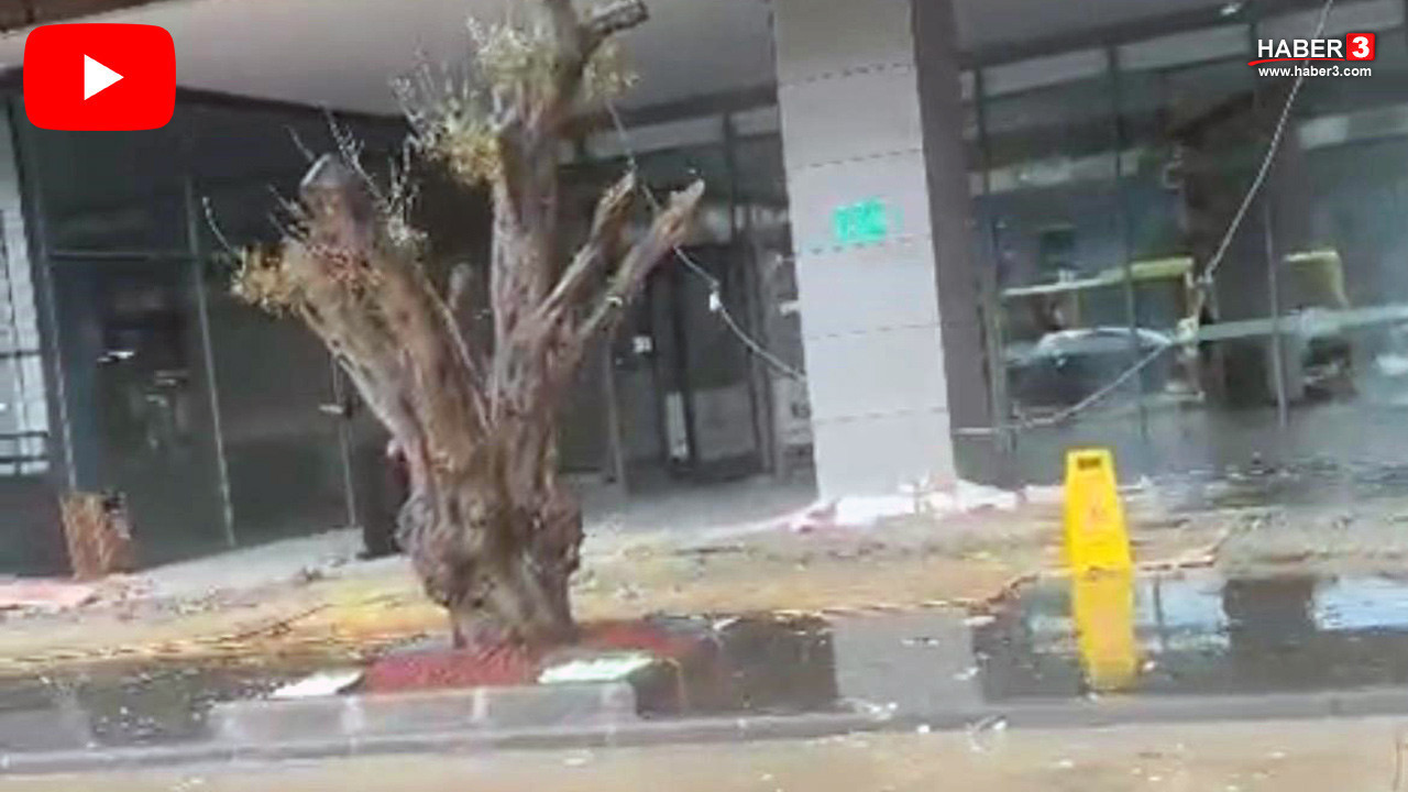 Sağanak kabusa dönüştü: Dereler taştı, AVM tavanı çöktü!