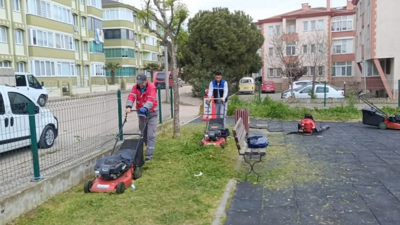 Bandırma Belediyesi'nden kent genelinde yoğun çalışma mesaisi