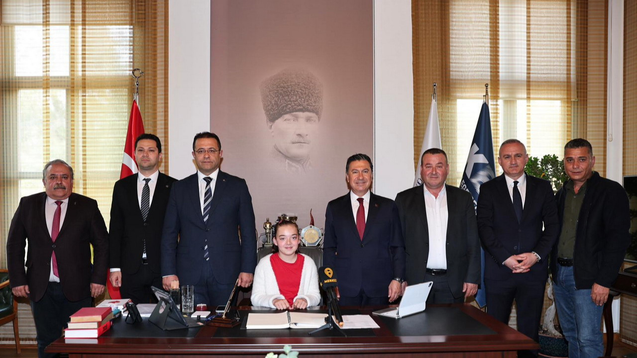 Muğla Büyükşehir’de 23 Nisan’da Anlamlı Devir: Başkanlık Azra’ya Emanet