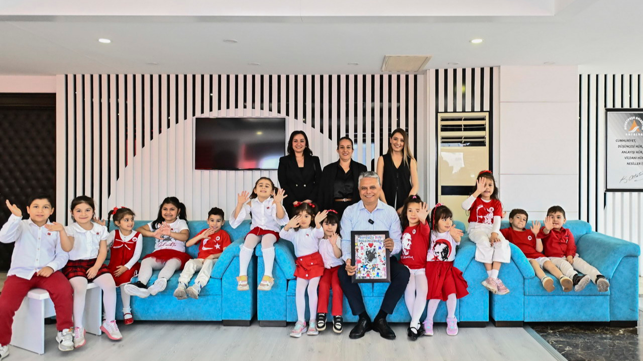 Muratpaşa’da 23 Nisan coşkusu