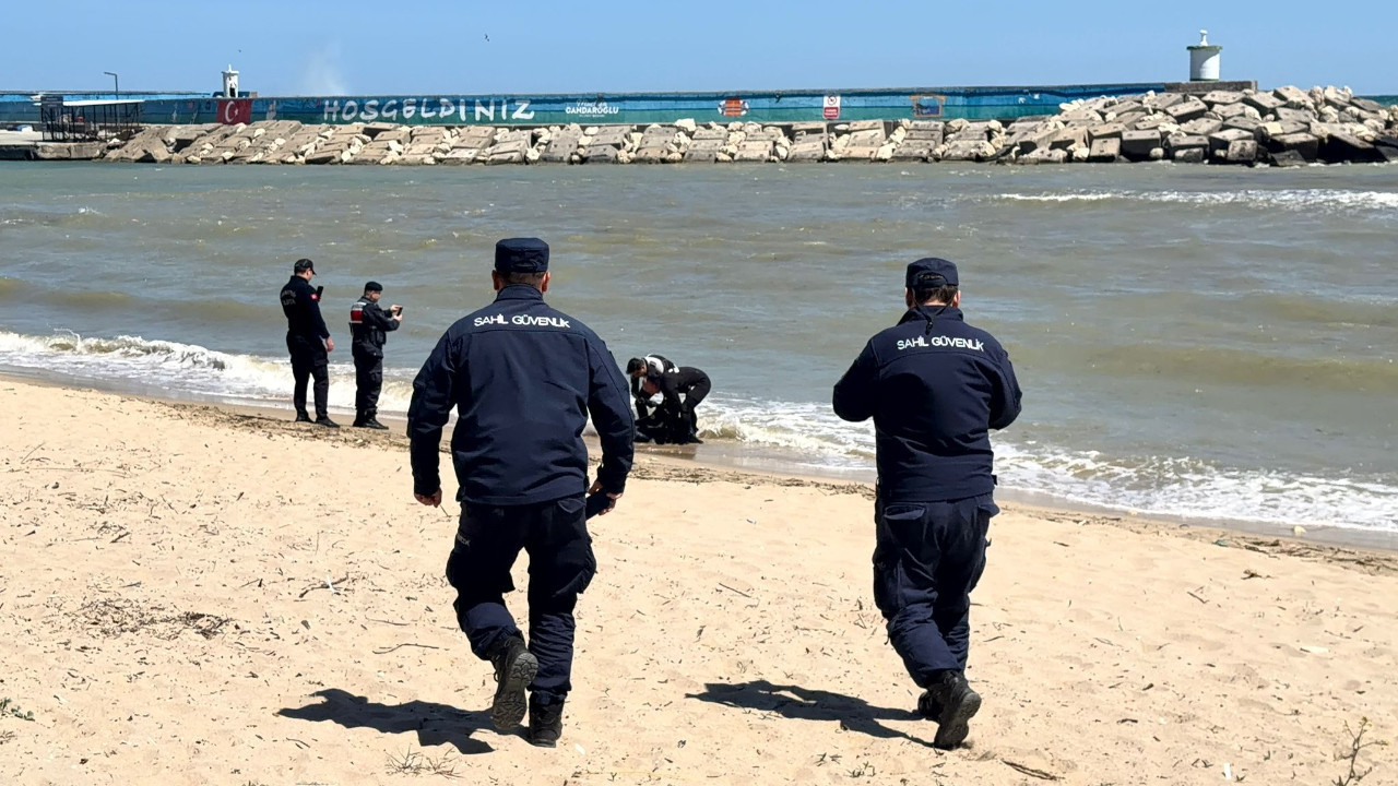 İstanbul'da sahilde erkek cesedi bulundu