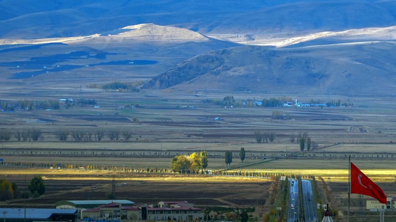 87 yıl öncesine ait petrol kararnamesi gün yüzüne çıktı