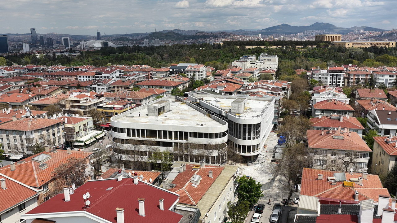 ABB’den Başkent'in kalbine yeni yaşam alanı ''Bahç…