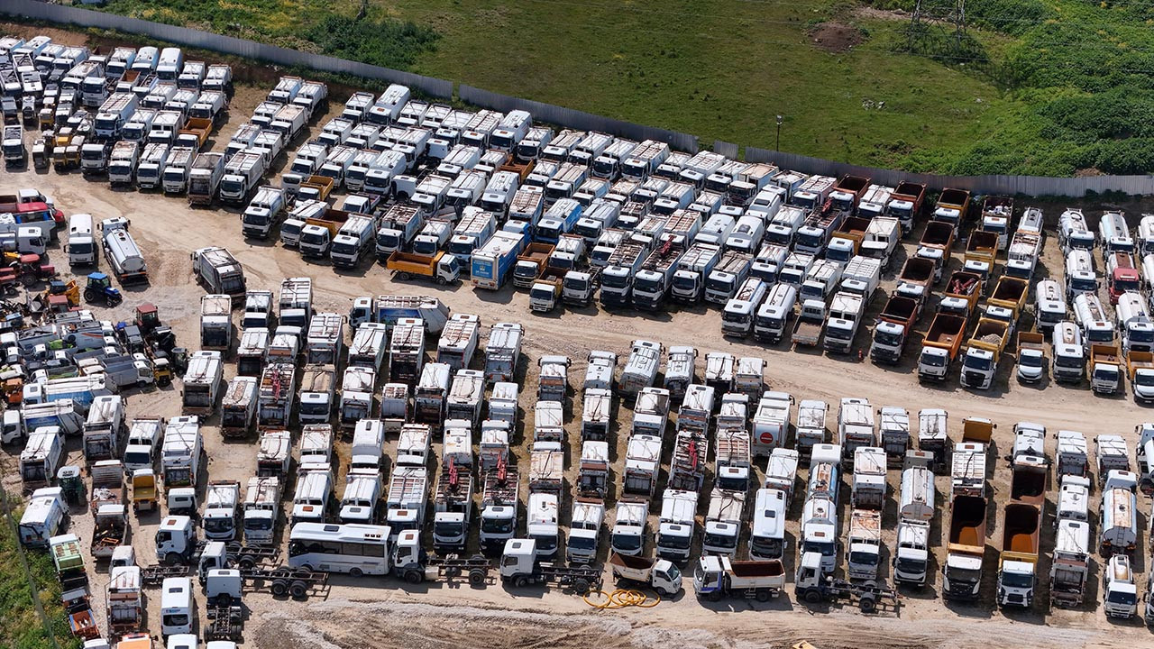 TMSF'nin el koyduğu yüzlerce araç böyle görüntülendi