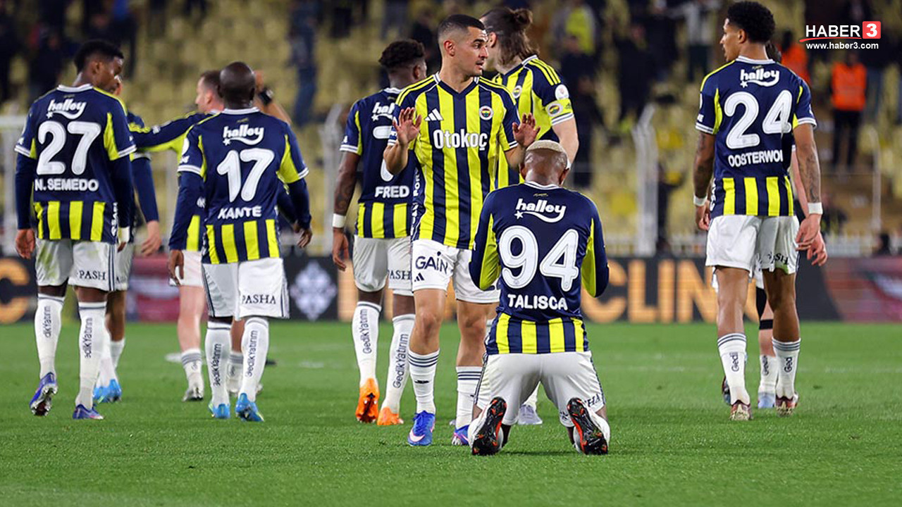 Kadıköy’de Talisca şov! Fenerbahçe Başakşehir’i devirdi, şampiyonluk yarışı kızıştı!