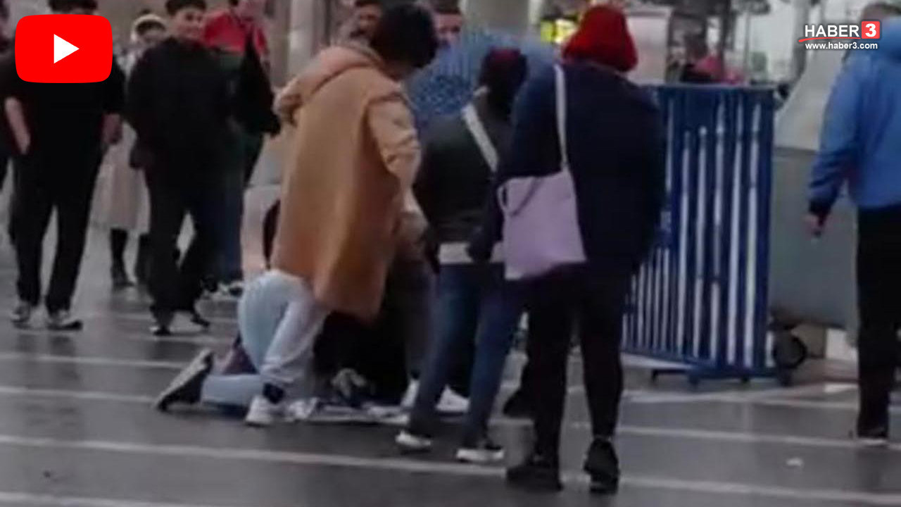 Sokak ortasında vicdanları sızlatan anlar: Engelli vatandaşı tekme tokat darp ettiler!