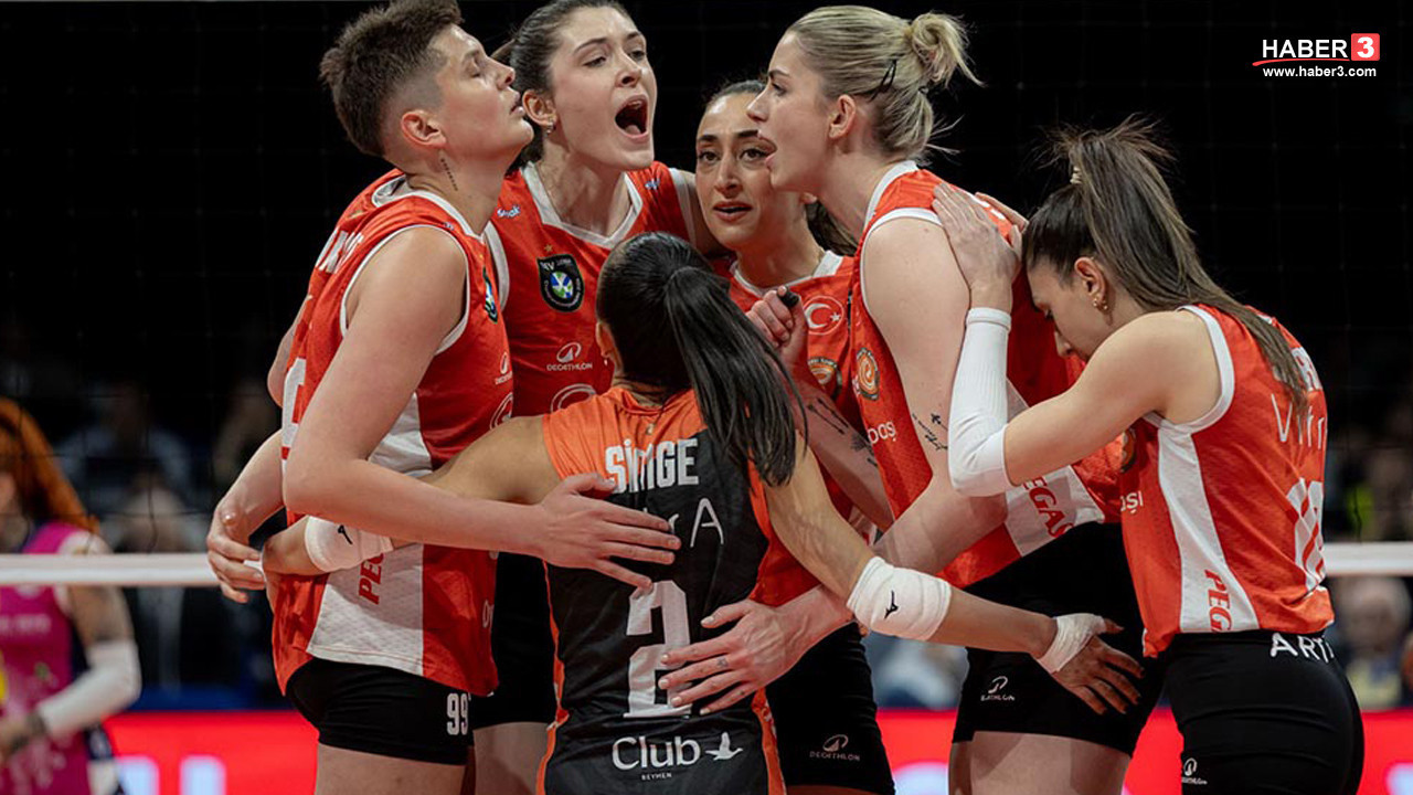 Şampiyonlar Ligi'nde Türk Finali: Eczacıbaşı Dynavit, Scandicci'yi devirip VakıfBank'a rakip oldu