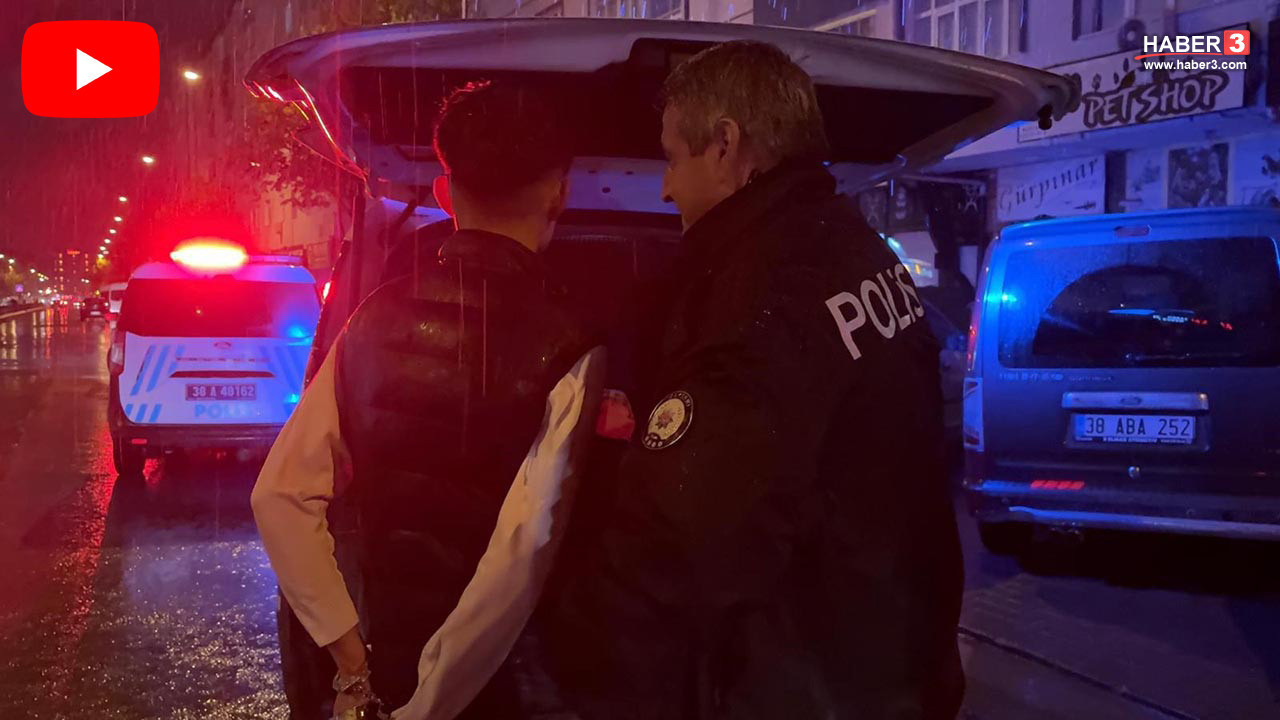 Sokak ortasında pompalı tüfekli çocuk alarmı! Polisi görünce silahı atıp kaçtılar