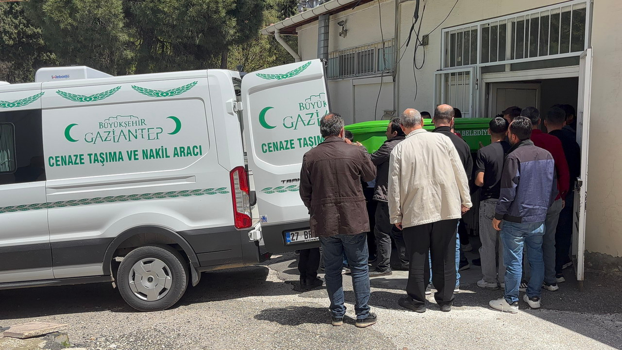 Bu da komşu çocuğu dehşeti: Konuşmaya çağırdığı 21 yaşındaki genci bıçaklayarak öldürdü!
