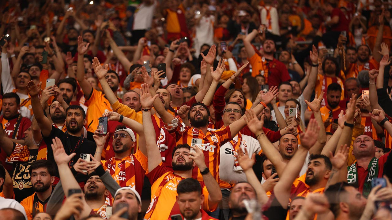 Galatasaray şampiyonluk kupasını kaldırıyor: Tarih belli oldu