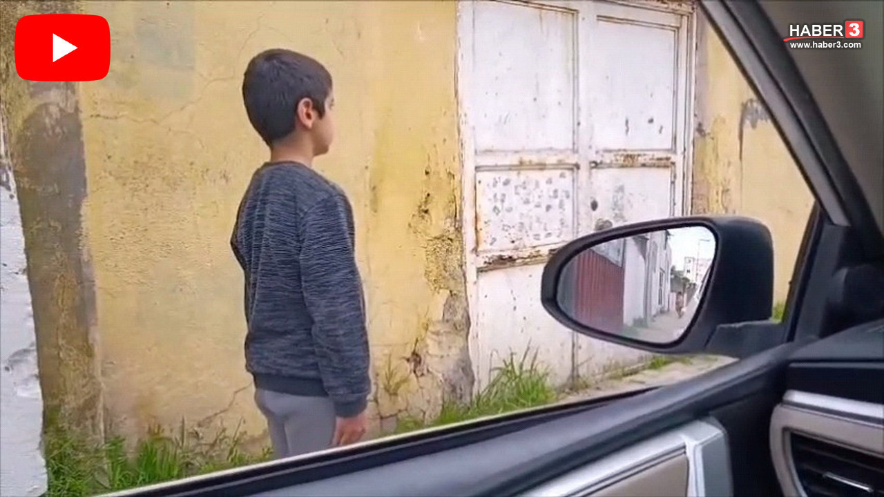 Şırnak'ta duygulandıran anlar: Yolda İstiklal Marşı'nı duyunca hazır ola geçen Emre'ye büyük ödül!