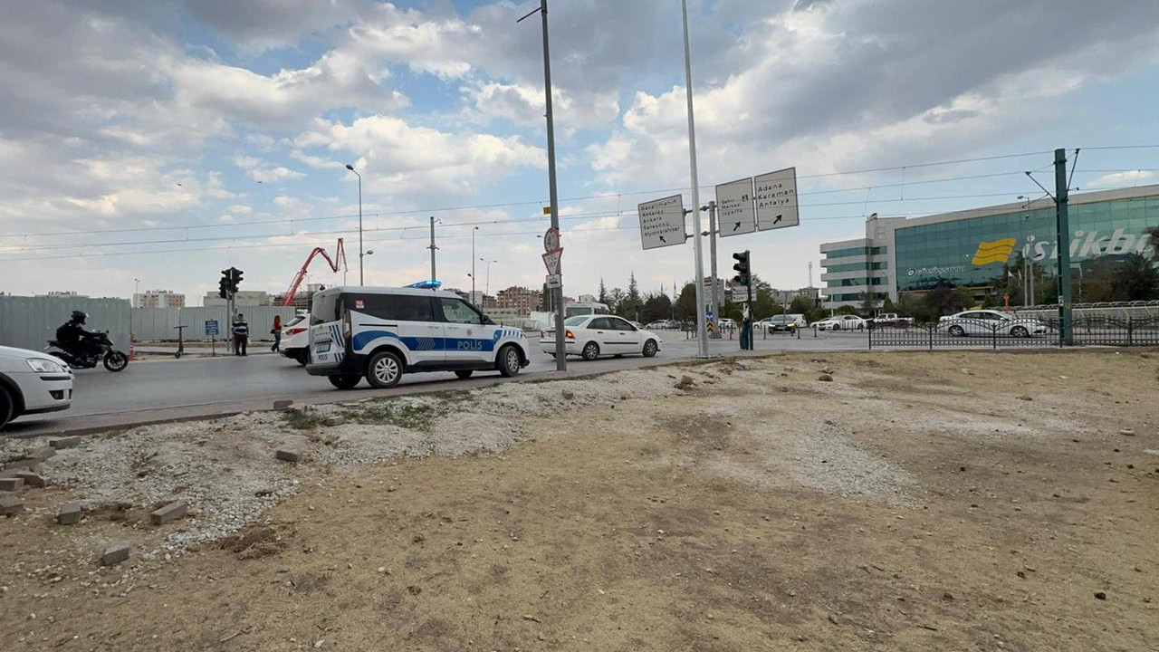 Sokak ortasında kıskançlık dehşeti: Genç kız akranına kabusu yaşattı!