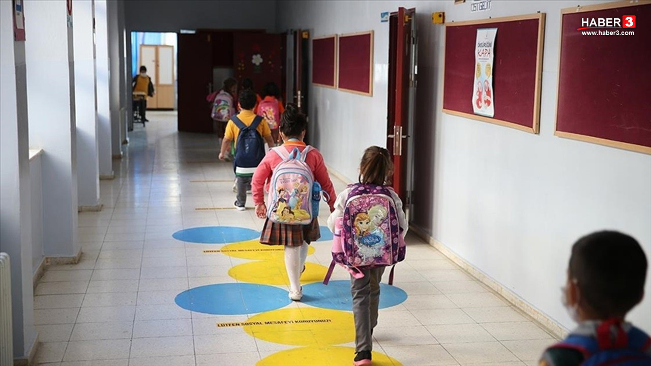 Çocuğu okula başlayacak memurlara idari izin hakkı: 7-11 Eylül'de günde 3 saat izin verilecek!