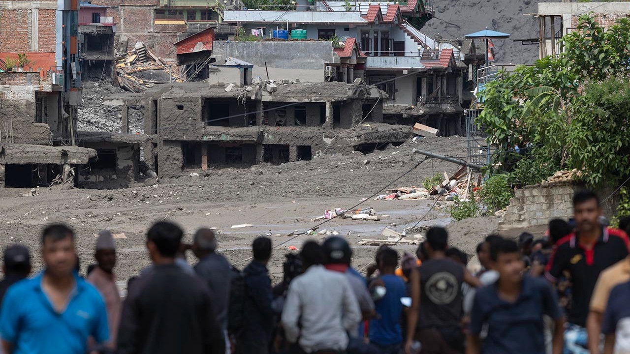 Nepal'i vuran sel felaketinde korkunç bilanço! Can kaybı yükseliyor