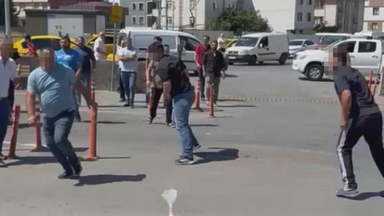 İstanbul'da korsan taksici dehşeti: 2 taksi şoförü bıçaklandı!