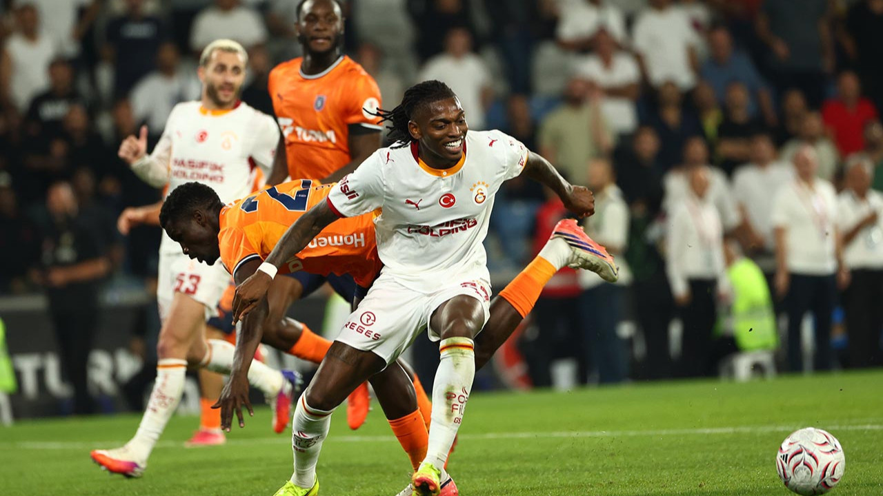 Nefes kesen maç! Galatasaray, Başakşehir'i son dakikada yıktı