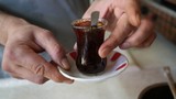 İki kadını katledip köy kahvesinde çay keyfi bile yapmış!
