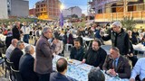 Bandırma Belediye Başkanı Mirza, Ayyıldız Mahallesi'nde vatandaşlarla iftar yaptı