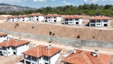 Asrın felaketi bölgesinde yapımı süren '''villa gibi evler'' ortaya çıktı