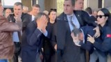 Özgür Özel yumruklu saldırıya uğradı