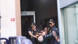 Özgür Özel'e saldıran zanlı böyle götürüldü
