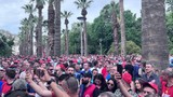 İzmir Büyükşehir Belediyesi'nde ''eksik maaş'' krizi: İşçiler grev başlattı