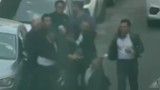 Holding binası önünde darbedildi, hastanede hayatını kaybetti!