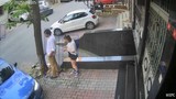 Gözü dönen psikopat otomobili eski eşinin üzerine sürdü