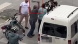 Trafikteki tartışmada eli kamalı trafik teröristi ortalığı birbirine kattı!