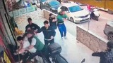 İnternet kafede çocukların bıçaklı kavgası kamerada