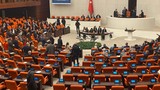 Numan Kurtulmuş'un kararı Meclis'i karıştırdı