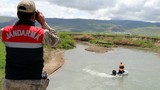Jandarma'nın özel timinin botlarla, dronlarla çok özel görevi kamerada!